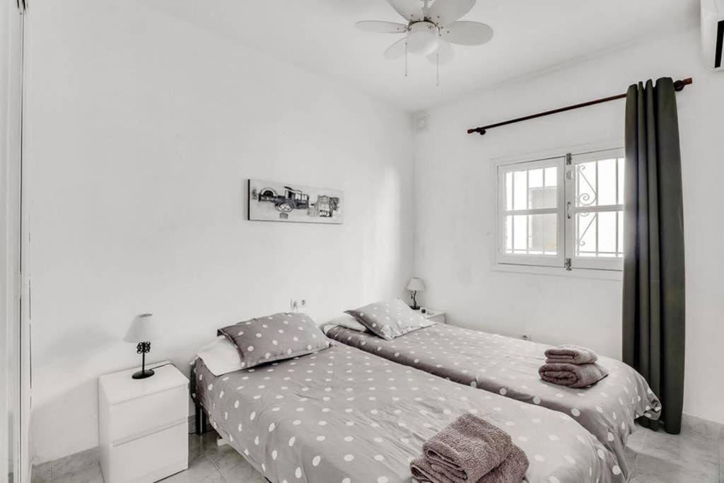 Apartment Capistrano Village, 1 Bedroom + Free Wi-fi *