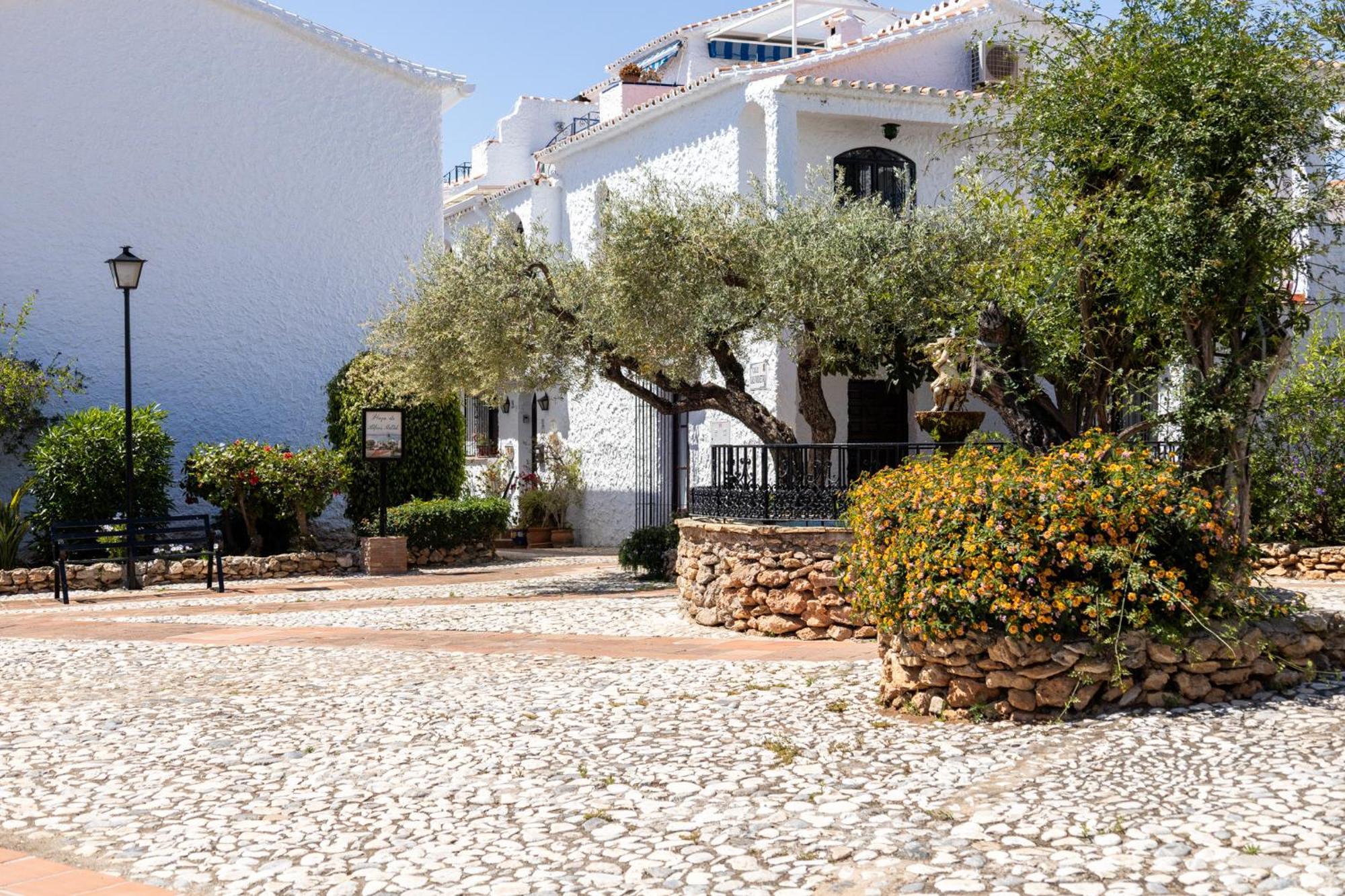 Apartamento Capistrano Village, 1 Bedroom + Free Wi-fi Nerja